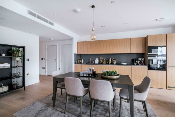 3 Bedroom Apartment To Rent In Enclave Croydon, Camley Street, Kings Cross, NW1