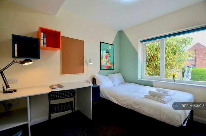 6 Bedroom Terraced House To Rent In Beatty Avenue, Brighton, BN1