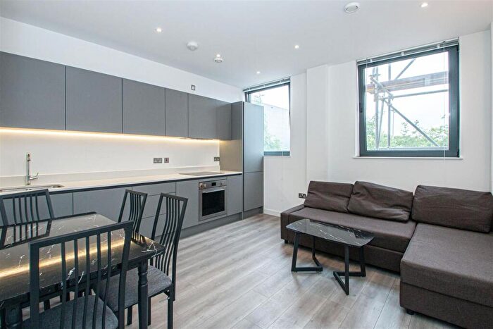 1 Bedroom Apartment To Rent In Capital Drive, Linford Wood, MK14