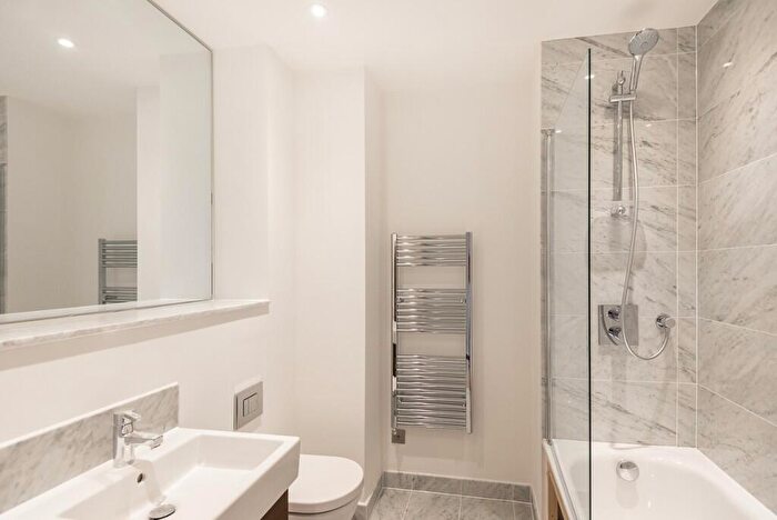 2 Bedroom Apartment To Rent In Maygrove Road, London, NW6