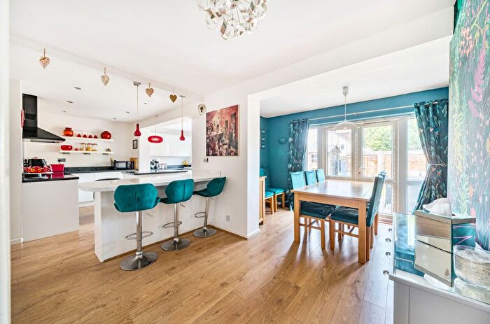 5 Bedroom Link Detached House For Sale In Southfield Road, Nailsea, BS48