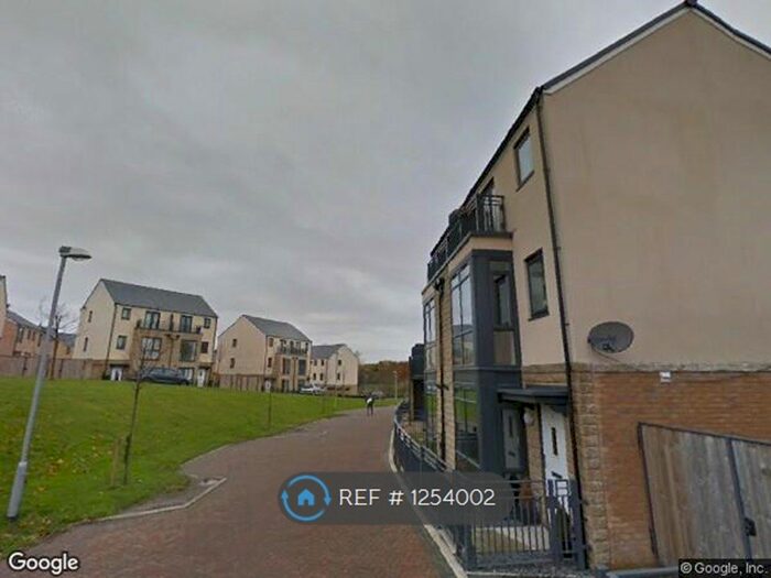 3 Bedroom Semi-Detached House To Rent In Marlon Crescent, Burnley BB11