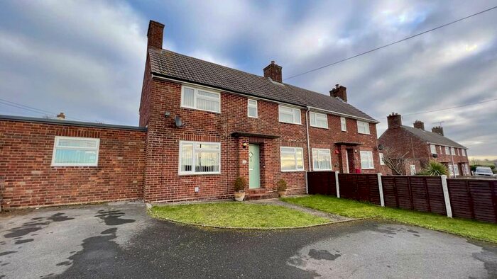 3 Bedroom Semi-Detached House For Sale In Donyatt Hill, Ilminster, TA19