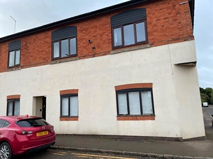 1 Bedroom Flat For Sale In Grove Road, Thrapston, NN14