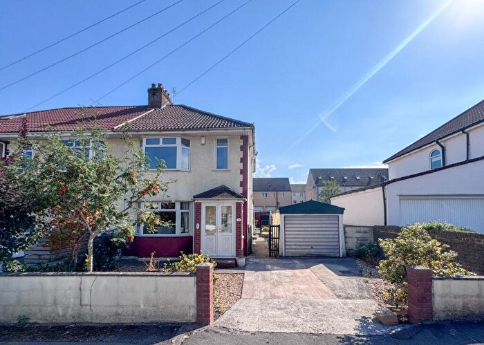 3 Bedroom Semi Detached House For Sale In Cleve Road, Filton, Bristol, BS34