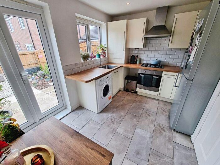 3 Bedroom End Of Terrace House For Sale In Wheatfield Road, Westerhope, NE5