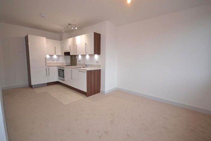 1 Bedroom Apartment To Rent In Kings Road, Reading, Berkshire, RG1