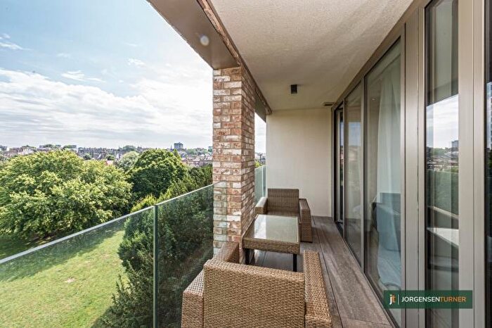 2 Bedroom Flat To Rent In Espalier Gardens, Kilburn, NW6