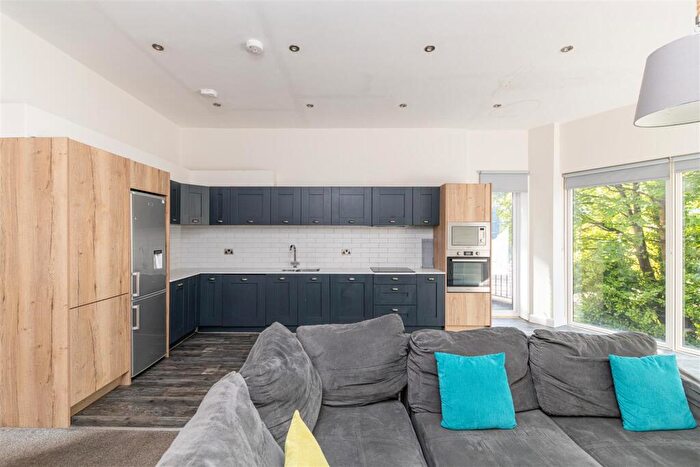 4 Bedroom Apartment To Rent In Picton Manor, City Centre, Newcastle Upon Tyne, NE1