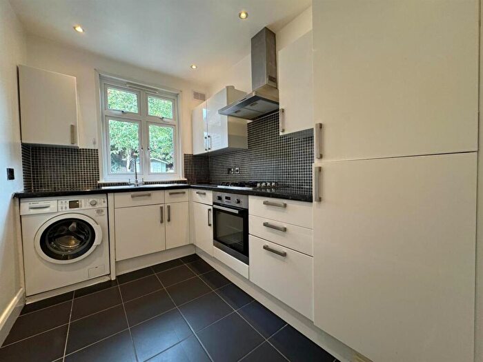 2 Bedroom Maisonette To Rent In Berry Close, London, N21