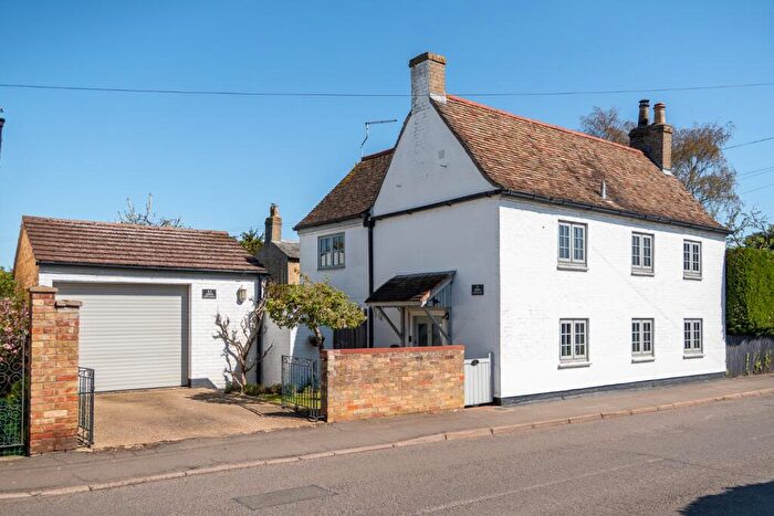 4 Bedroom Detached House For Sale In West End, Brampton, Huntingdon, Cambridgeshire, PE28