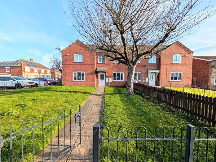 3 Bedroom Terraced House For Sale In Cromwell Road, Grimsby, DN31