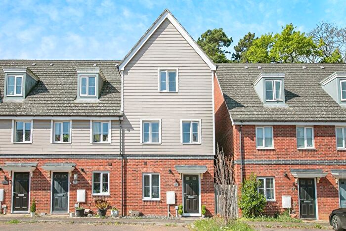 4 Bedroom Town House For Sale In Hares Close, Kesgrave, Ipswich, IP5