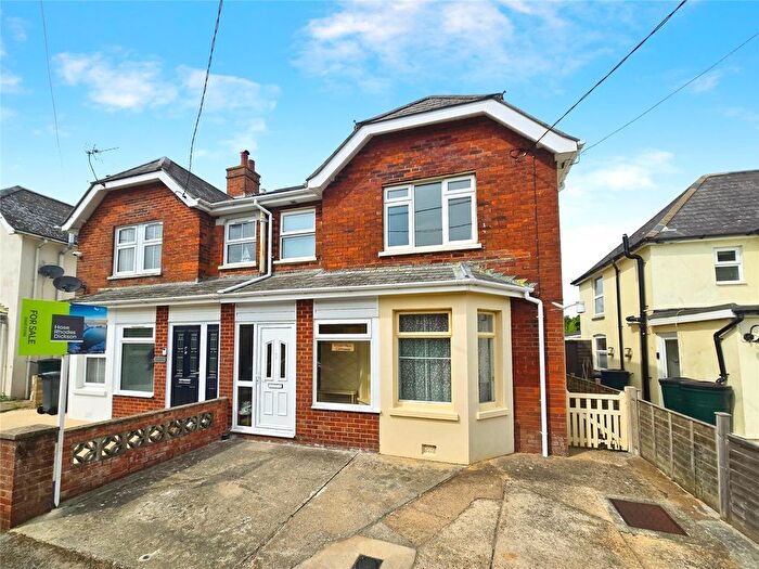 3 Bedroom Semi-detached House For Sale In Clayton Road, Freshwater, Isle Of Wight, PO40