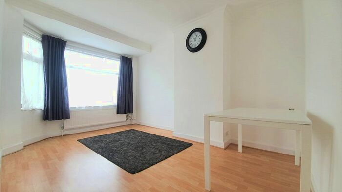 1 Bedroom Maisonette To Rent In Grange Road, Harrow, Middx, HA1
