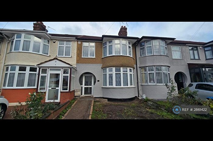 5 Bedroom Terraced House To Rent In Brampton Road, London, NW9