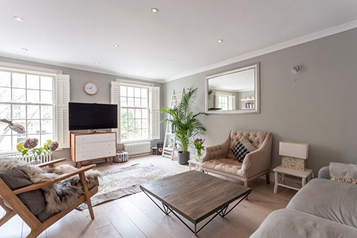 4 Bedroom Town House To Rent In Ranelagh Road, Ealing, W5