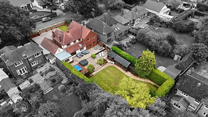 5 Bedroom Detached House For Sale In Sneyd Lane, Essington, Wolverhampton, WV11