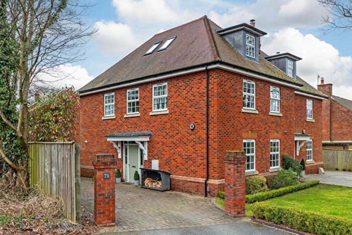 5 Bedroom Semi Detached House For Sale In Olivers Battery Road North, Winchester, SO22
