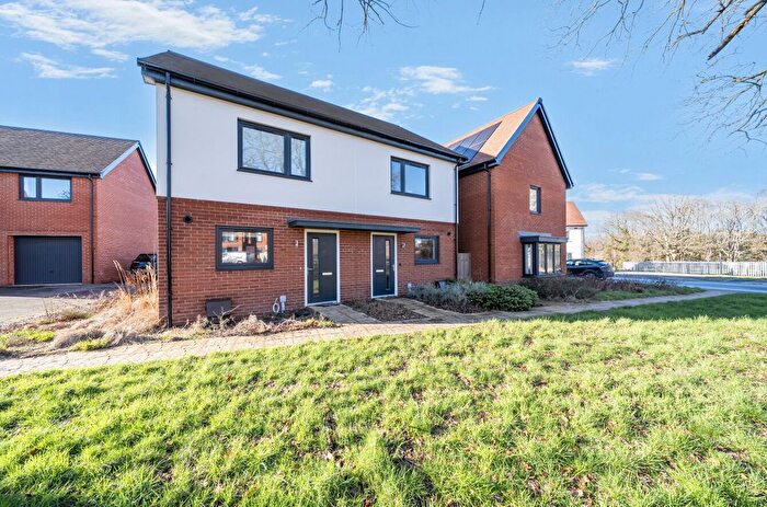 2 Bedroom Semi-Detached House For Sale In Campion Road, Curbridge, Southampton, Hampshire, SO30