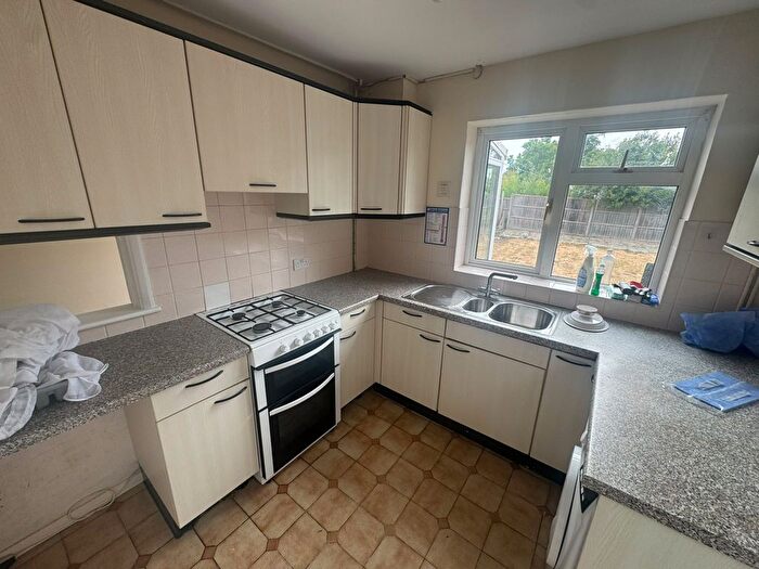 3 Bedroom Semi-detached House To Rent In Ashford, TW15