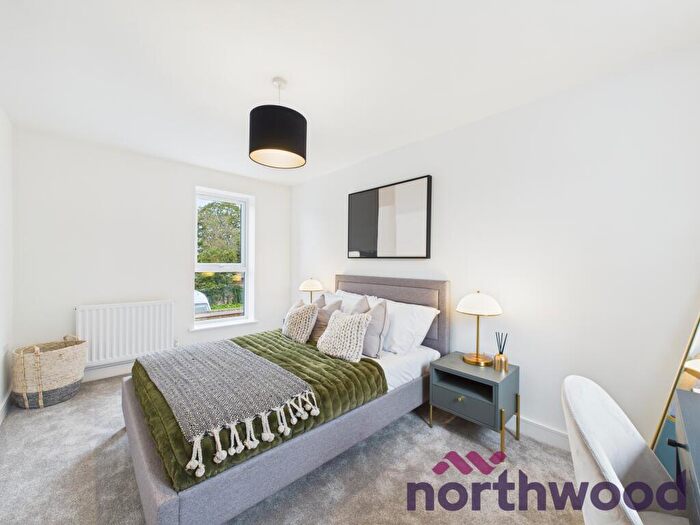 3 Bedroom Town House To Rent In Frank Cliffe Way, Middlewich, CW10