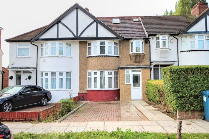 4 Bedroom Terraced House To Rent In Dryden Road, Harrow, HA3