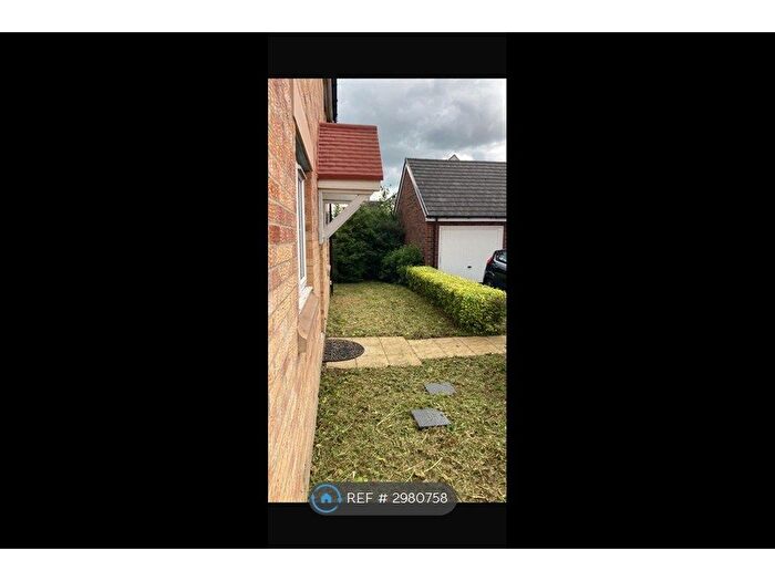 4 Bedroom Detached House To Rent In Woodend Close, Grays, RM17