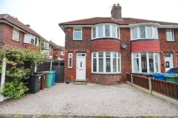 3 Bedroom Property To Rent In Conway Close, Whitefield, M45