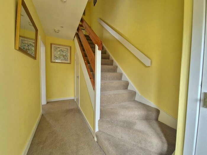 2 Bedroom Flat To Rent In Breadalbane Gardens, Rutherglen, Glasgow, G73