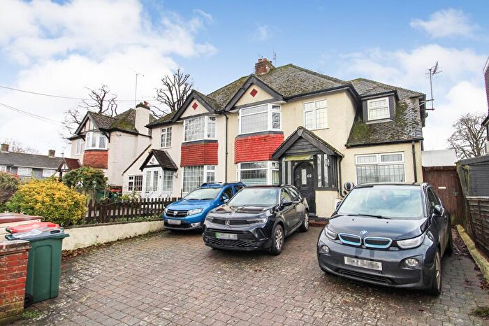 5 Bedroom Semi-Detached House For Sale In Barnfield Road, Crawley, West Sussex., RH10