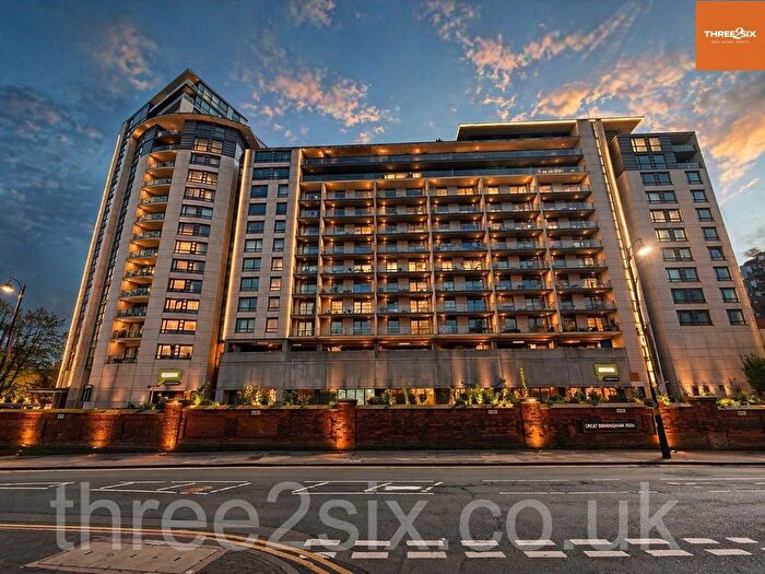 2 Bedroom Flat To Rent In Holliday Street, Birmingham, West Midlands, B1