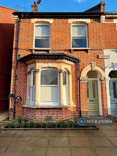 4 Bedroom Semi Detached House To Rent In Marion Road, London, NW7