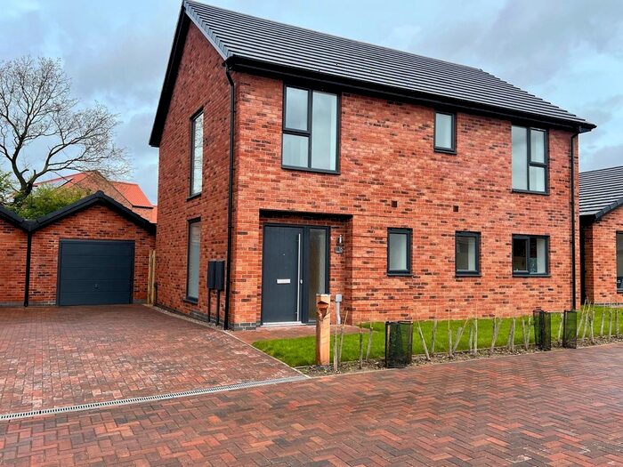 4 Bedroom Detached House To Rent In Brailsford Court, Harworth, DN11