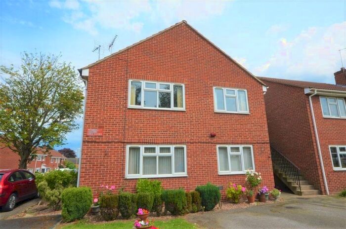 2 Bedroom Flat To Rent In Beechwood Croft, Sherburn In Elmet, LS25