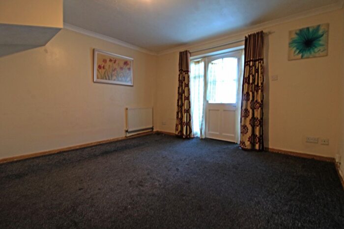 2 Bedroom Terraced House To Rent In Vale Road, London, E7