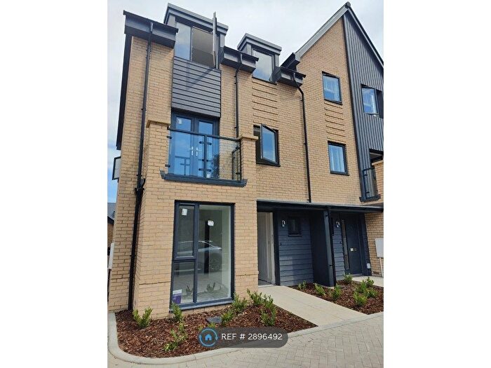 5 Bedroom Semi Detached House To Rent In Lofthouse Drive, Folkestone, CT20