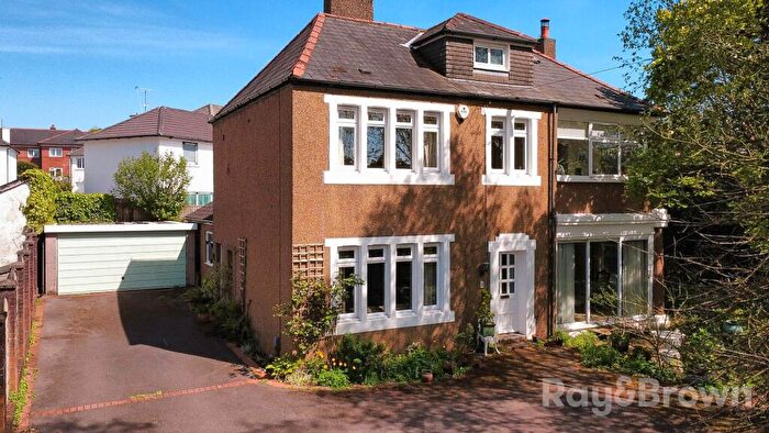 3 Bedroom Detached House For Sale In The Close, Cardiff, CF14