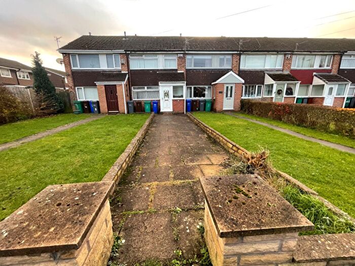 3 Bedroom Terraced House For Sale In Dartington Close, Manchester, M23