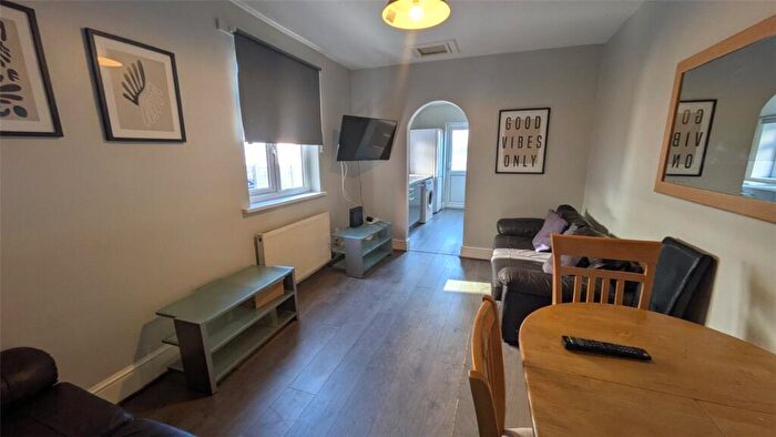 1 Bedroom Property To Rent In Cromwell Road, Southampton, Hampshire, SO15