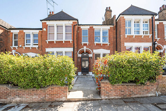 1 Bedroom Flat For Sale In Muswell Road, Muswell Hill, London, N10