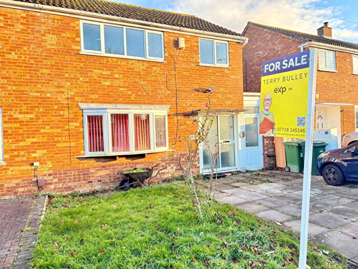 3 Bedroom Semi-Detached House For Sale In Whaddon Way, Bletchley, Milton Keynes, MK3