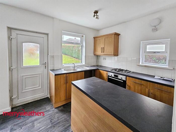 3 Bedroom Semi Detached House To Rent In Heatons Bank, Rawmarsh, S62