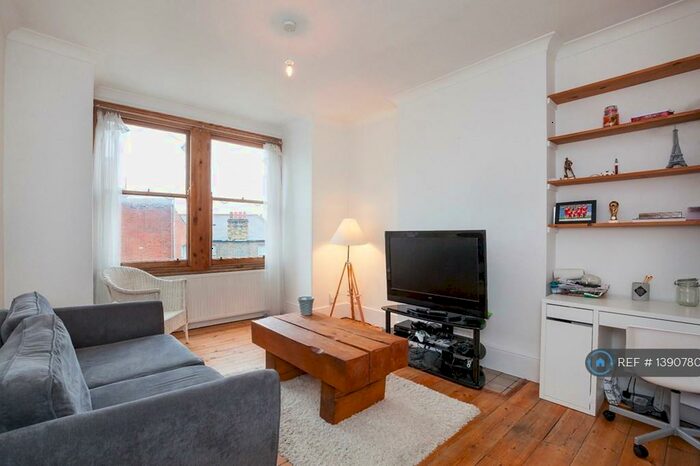 1 Bedroom Flat To Rent In West Norwood, London, SE27