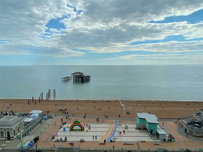 Studio To Rent In Kings Road - Video Tour, BN1