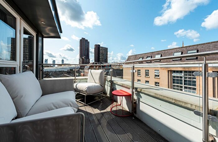2 Bedroom Flat To Rent In Cornwall Road, London, SE1