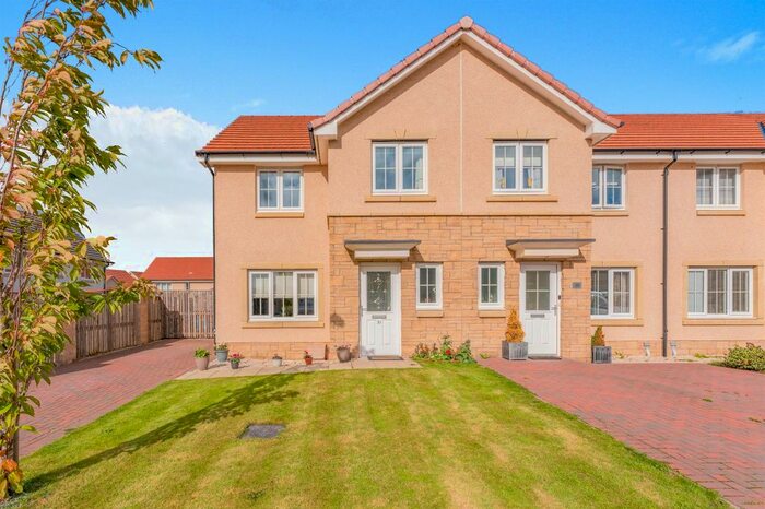 3 Bedroom Semi-Detached House For Sale In Poynters Road, Broxburn EH52
