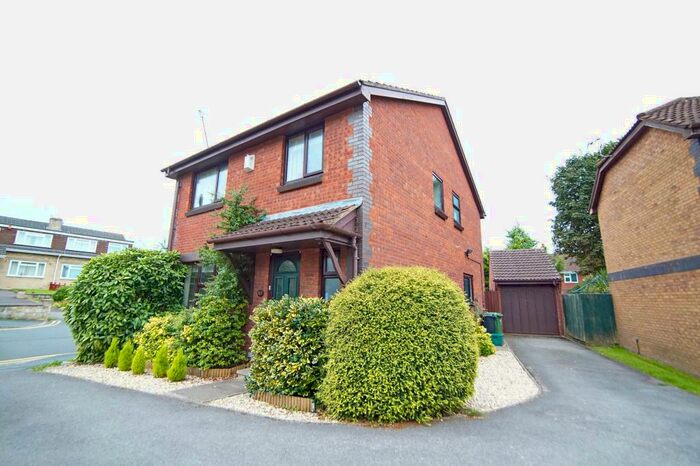 4 Bedroom Detached House To Rent In North Road, Stoke Gifford, Bristol, BS34