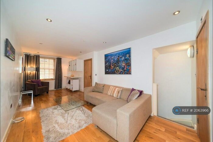 4 Bedroom Terraced House To Rent In Parfett Street, London, E1