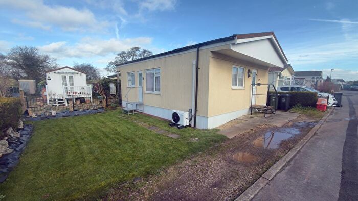 2 Bedroom Park Home For Sale In Summer Lane Park Homes, Banwell, BS29